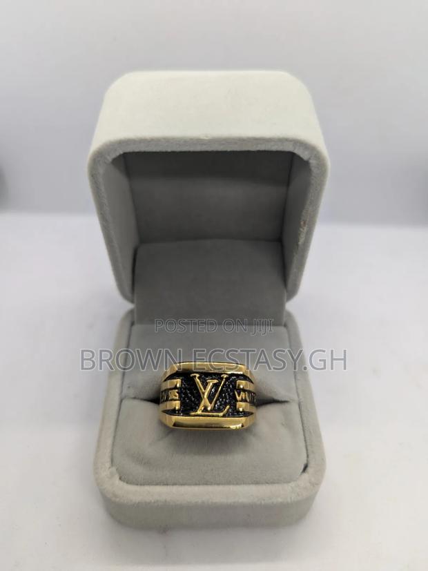 Louis Vuitton Two Toned Ring · Photo 1