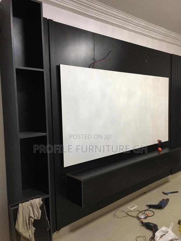 MBF Wall Mount Tv Console · Photo 1