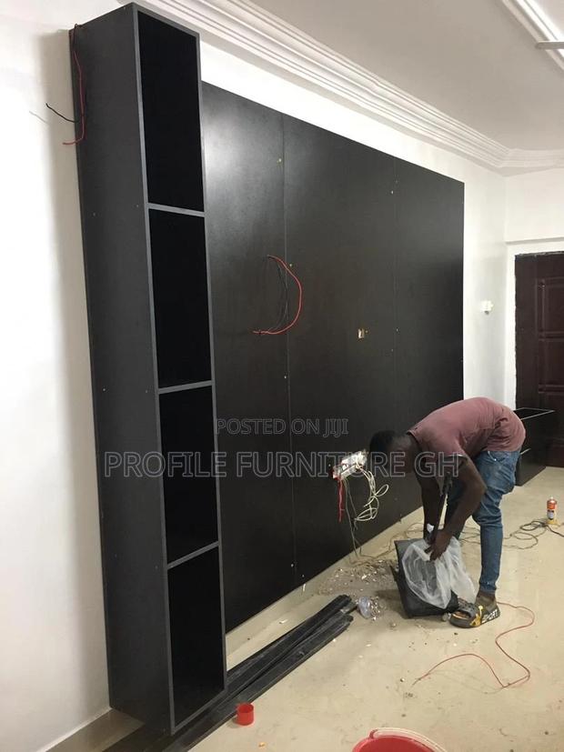 MBF Wall Mount Tv Console · Photo 2