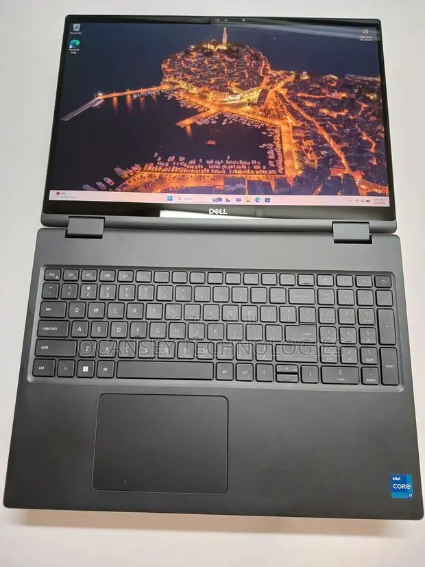 Laptop Dell Precision 7670 32GB Intel Core i7 SSD 512GB · Photo 1