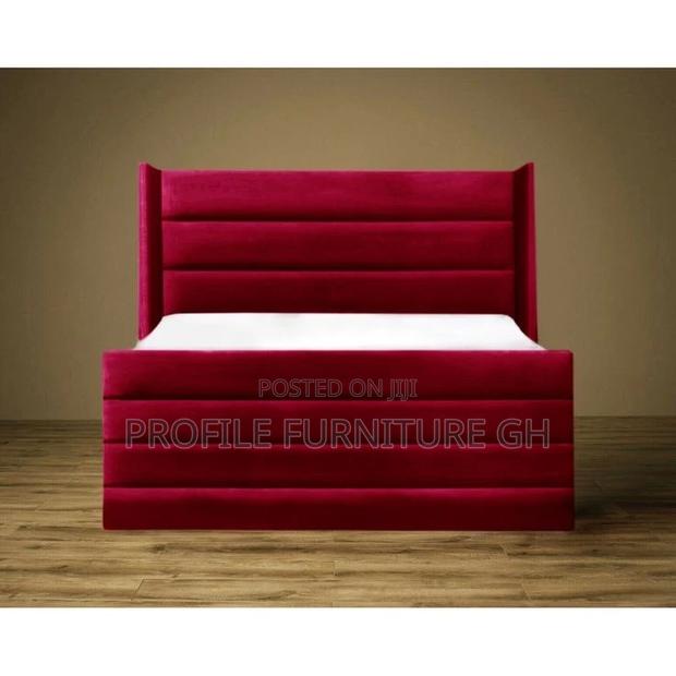 Excellent Red Design Bedframe With Mattress · Photo 1