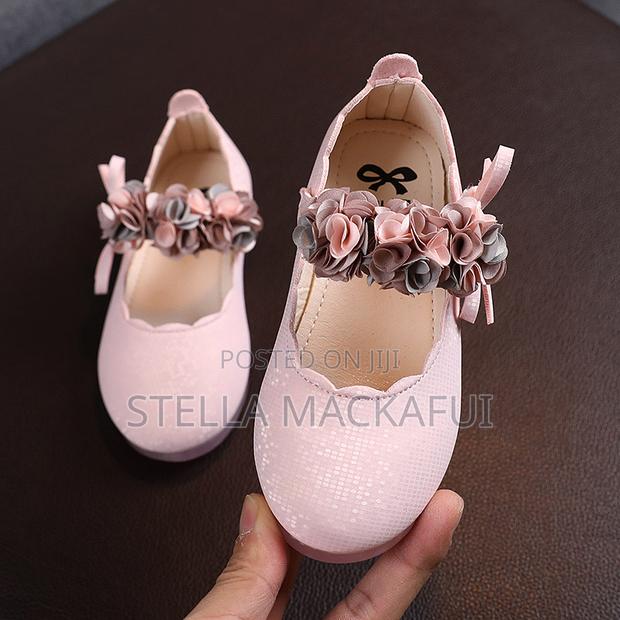 Beautiful Shoes for Girls Sizes 21 and 22 Only · Photo 1