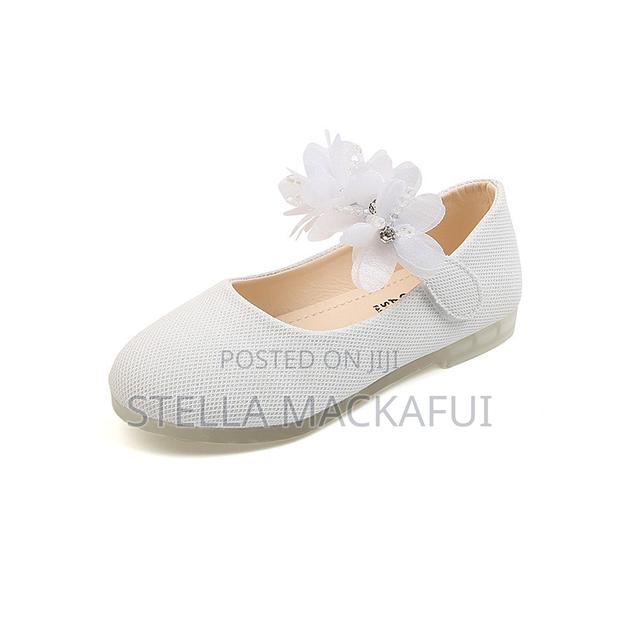 Executive Shoes for Girls Sizes 21, 22 and 28 Only · Photo 3