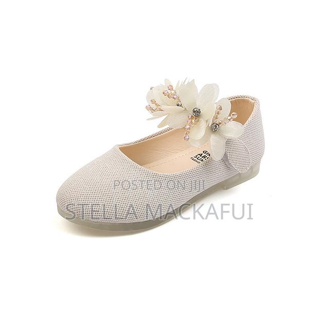 Executive Shoes for Girls Sizes 21, 22 and 28 Only · Photo 4