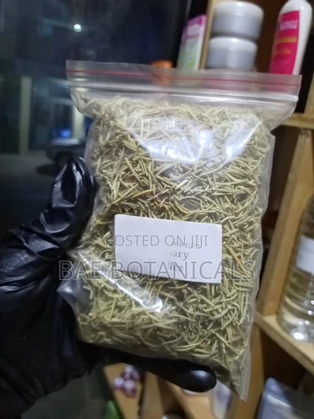 Dried Rosemary Needles · Photo 1