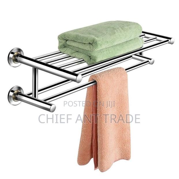 Towel Rail. Silver · Photo 1