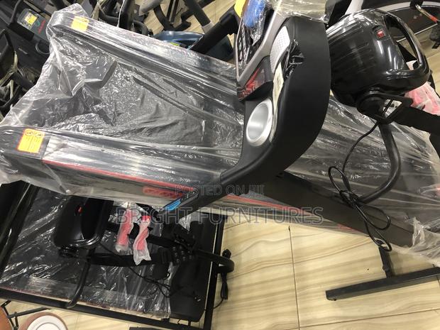 Home Gym Treadmill · Photo 3