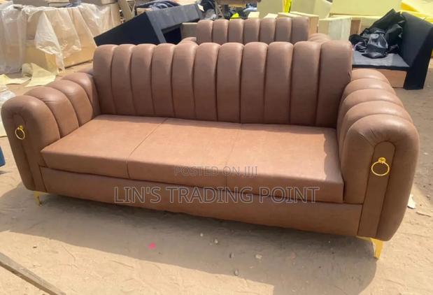 Quality Spacious 3 in 1 Sofa Chair · Photo 1