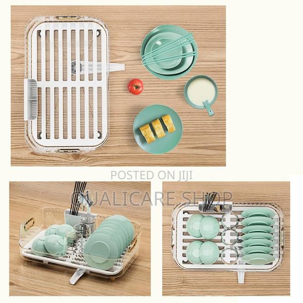 Acrylic Dish Drainer With Drip Tray · Photo 3