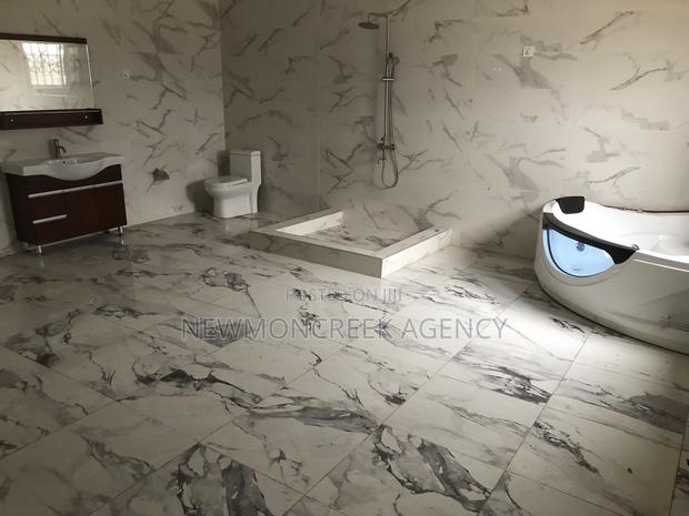 4bdrm Duplex in Gated Estate,Oyarifa, Accra Metropolitan for sale · Photo 5