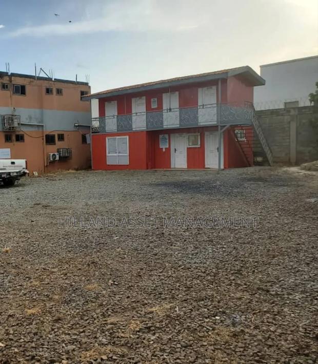 Workshop/Warehouse I-Adu Takoradi · Photo 3