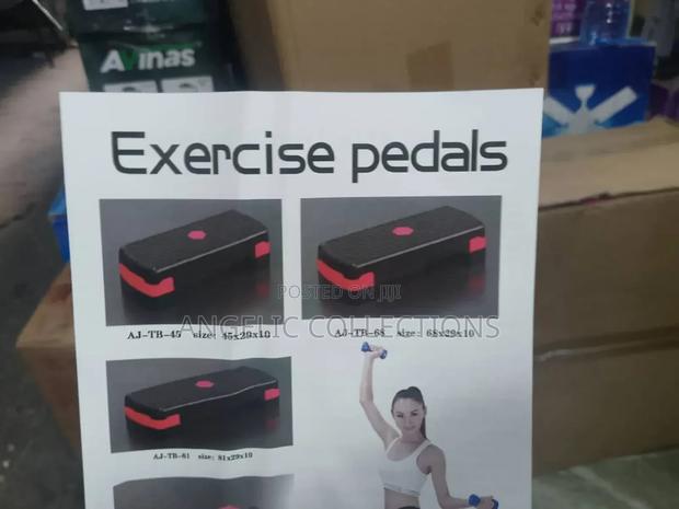 Aeaerobics Stepper Adjustable · Photo 1