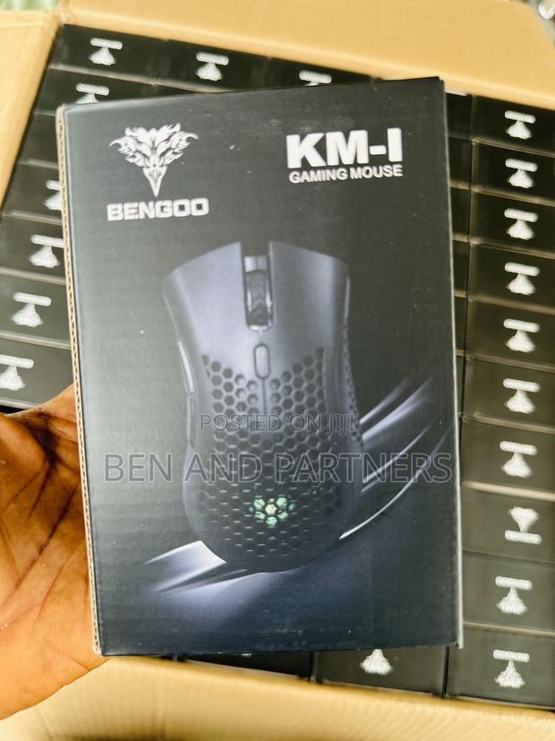 Wireless Gaming Mouse · Photo 5