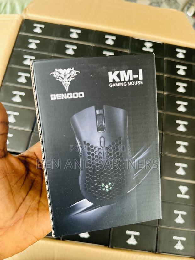 Wireless Gaming Mouse · Photo 1