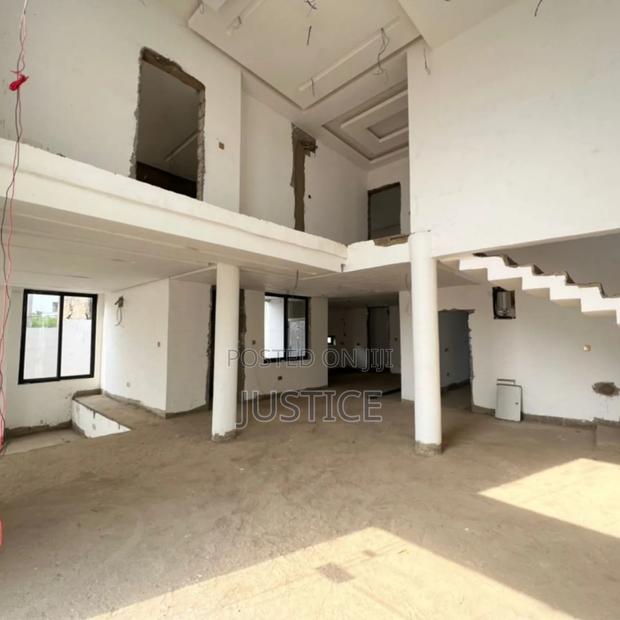 4bdrm Duplex in Ablekuma, Manhean for sale · Photo 4