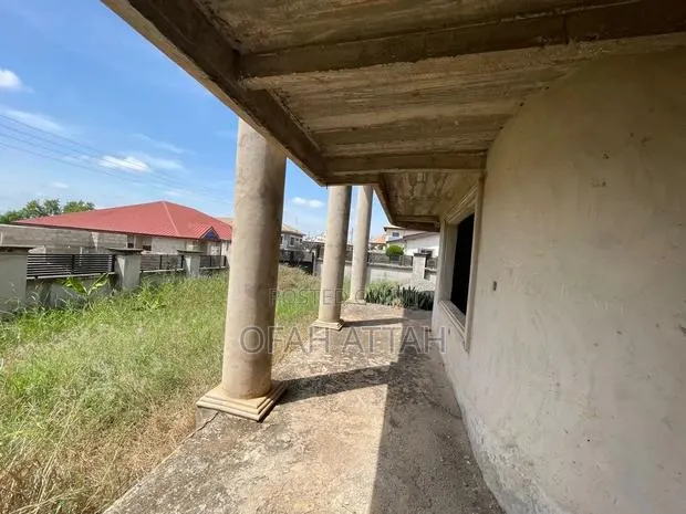 6bdrm Duplex in Domeabra, Kumasi Metropolitan for Sale · Photo 4