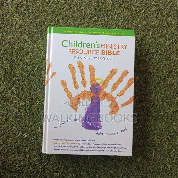 Children's Ministry Resource Bible · Photo 3