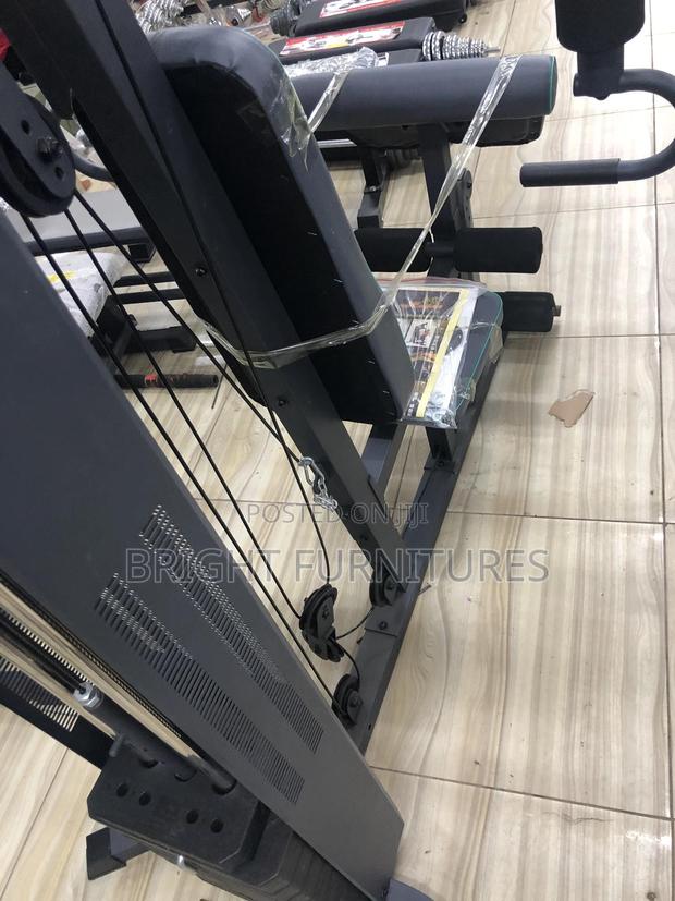 Matrix Fitness Training Machine · Photo 8