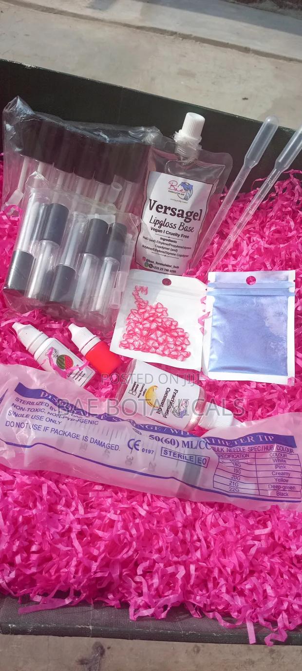Lipgloss Starter Kit (For Beginners) · Photo 2