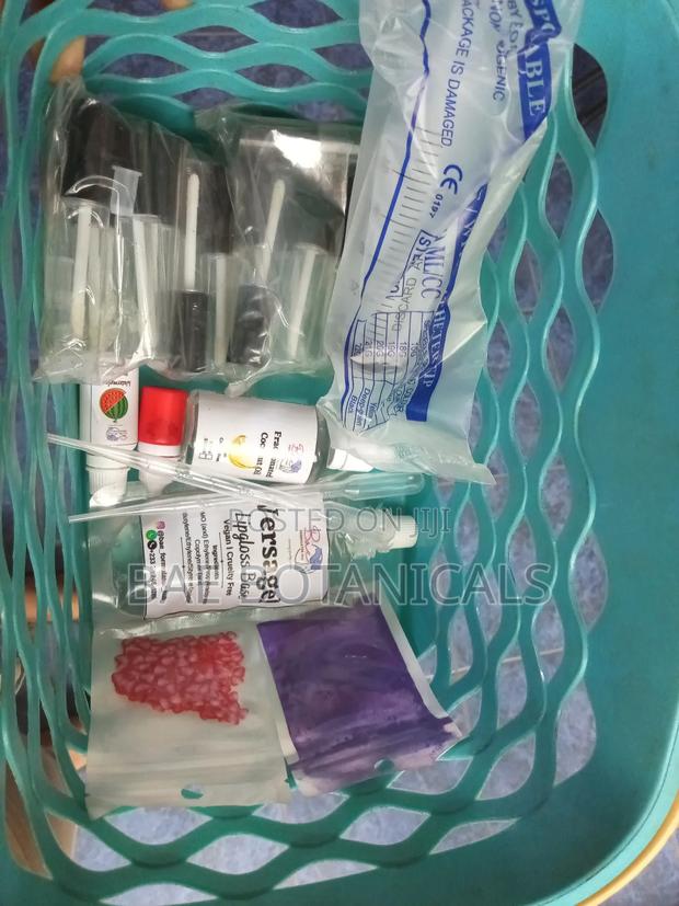 Lipgloss Starter Kit (For Beginners) · Photo 3