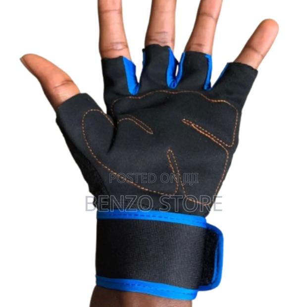 Quality Hand Gloves for Gym, Military and Motor Riding · Photo 1