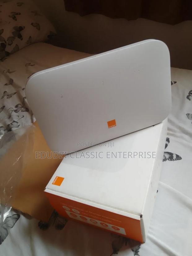 5g + Orange Flybox Router! ++ · Photo 1