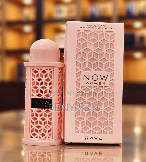Now Women Rave · Photo 1