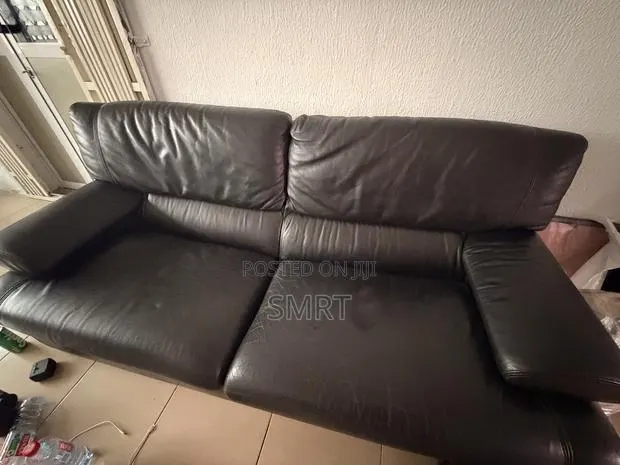 2 in 1 Leather Couch · Photo 1