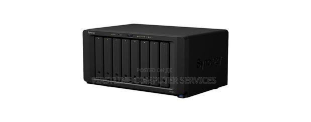 DS1821+ -Synology DS1821+ 8 Bay · Photo 2