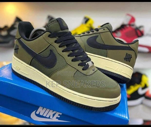 Nike X Undefeated Air Force 1 Low SP "Ballistic" · Photo 1