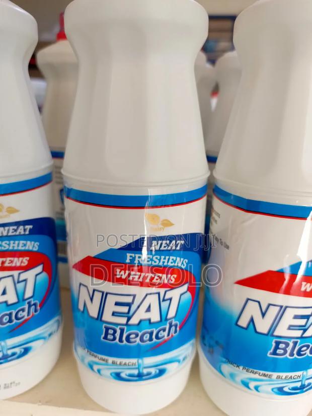 Neat Bleach · Photo 2