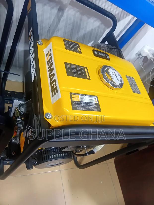 4 Inches Yellow Water Pump · Photo 1