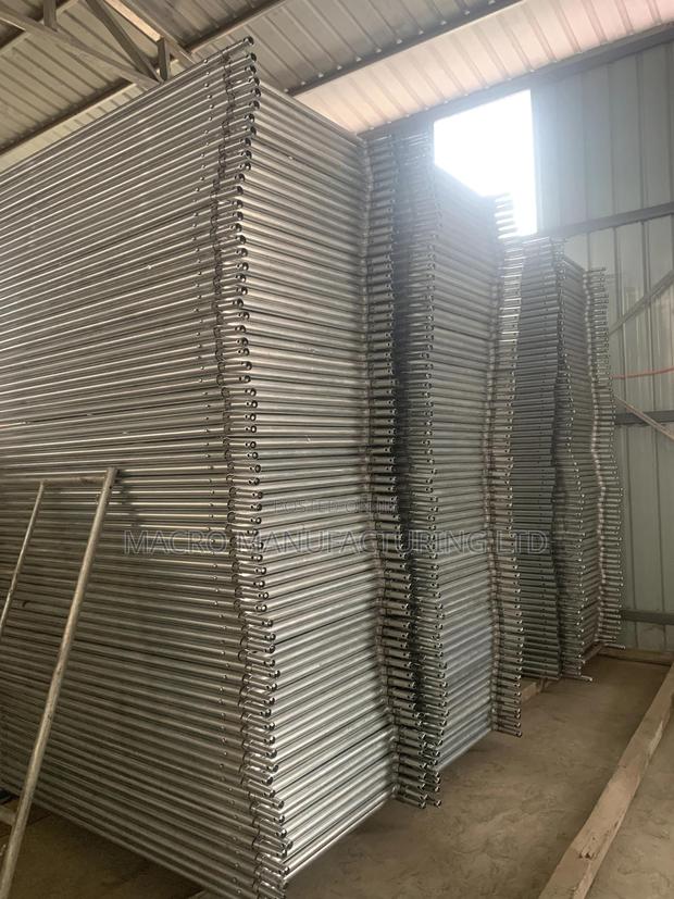 Scaffold/Scaff/ Scaffolding (Building Material Construction) · Photo 4
