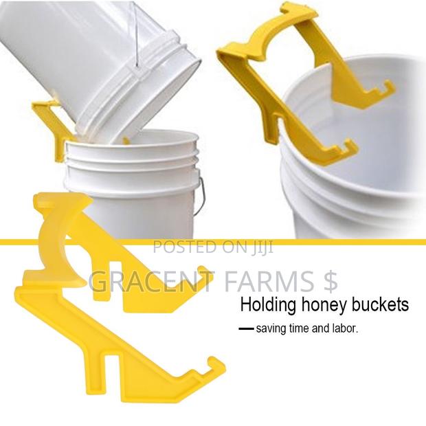 Honey Bucket Rack and Frame Grip Holder · Photo 2