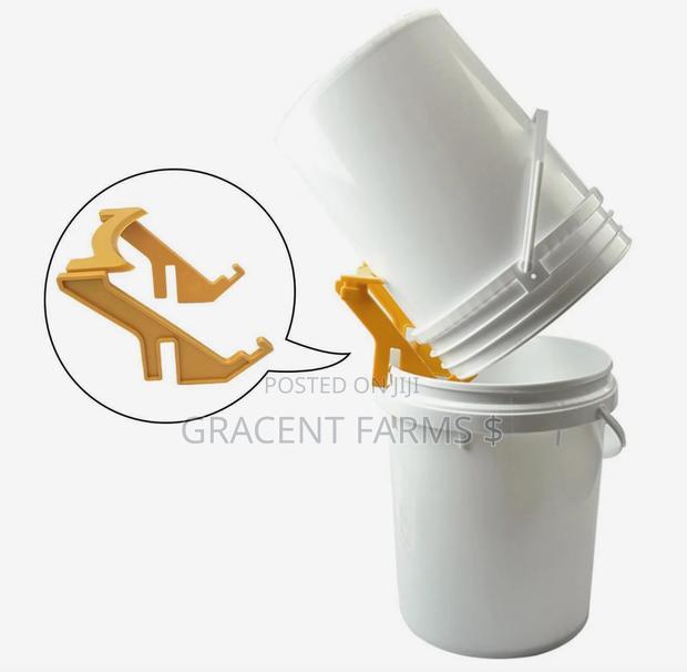 Honey Bucket Rack and Frame Grip Holder · Photo 1