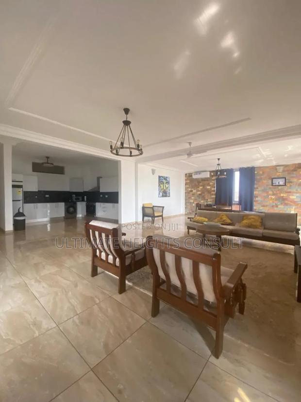 Furnished 2bdrm Apartment in Osu for rent · Photo 7