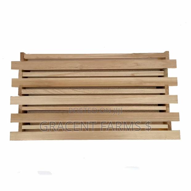 Hive Frame With Natural Wax Foundation Sheet · Photo 4