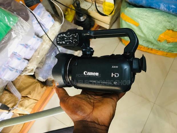 The Go-to Pro Camcorder: Canon XA10 · Photo 1