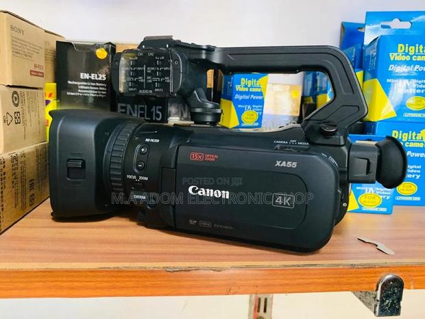 Canon XA55 Uhd Camcorder: Vision, Compact Form · Photo 1