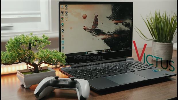 New Laptop HP Victus 15 4GB Intel Core I5 SSD 512GB · Photo 1