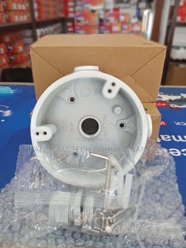Dahua Aluminum Junction Box · Photo 1