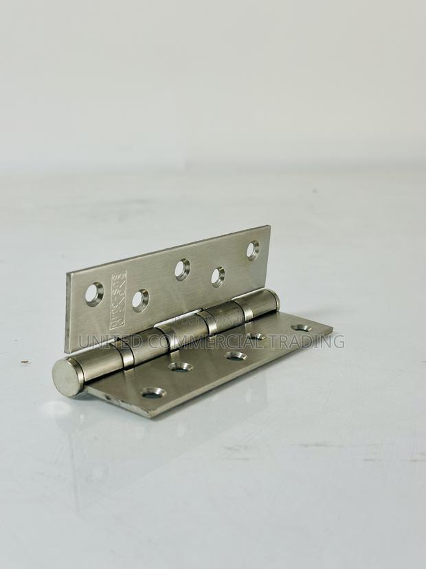 Door Hinges (LHS) · Photo 4