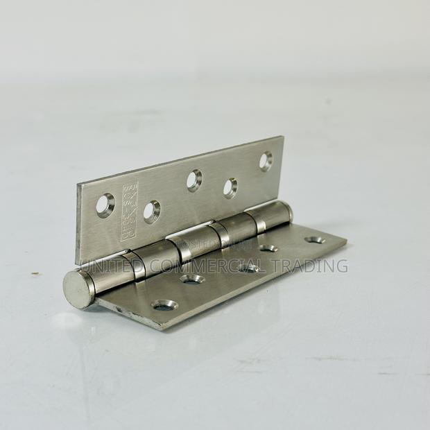 Door Hinges (LHS) · Photo 3