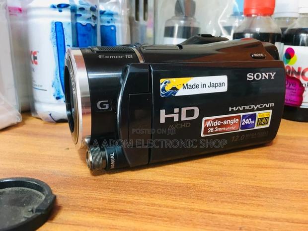 Capture Life Adventure With 240GB of Freedom:Sony HDR-XR550 · Photo 1