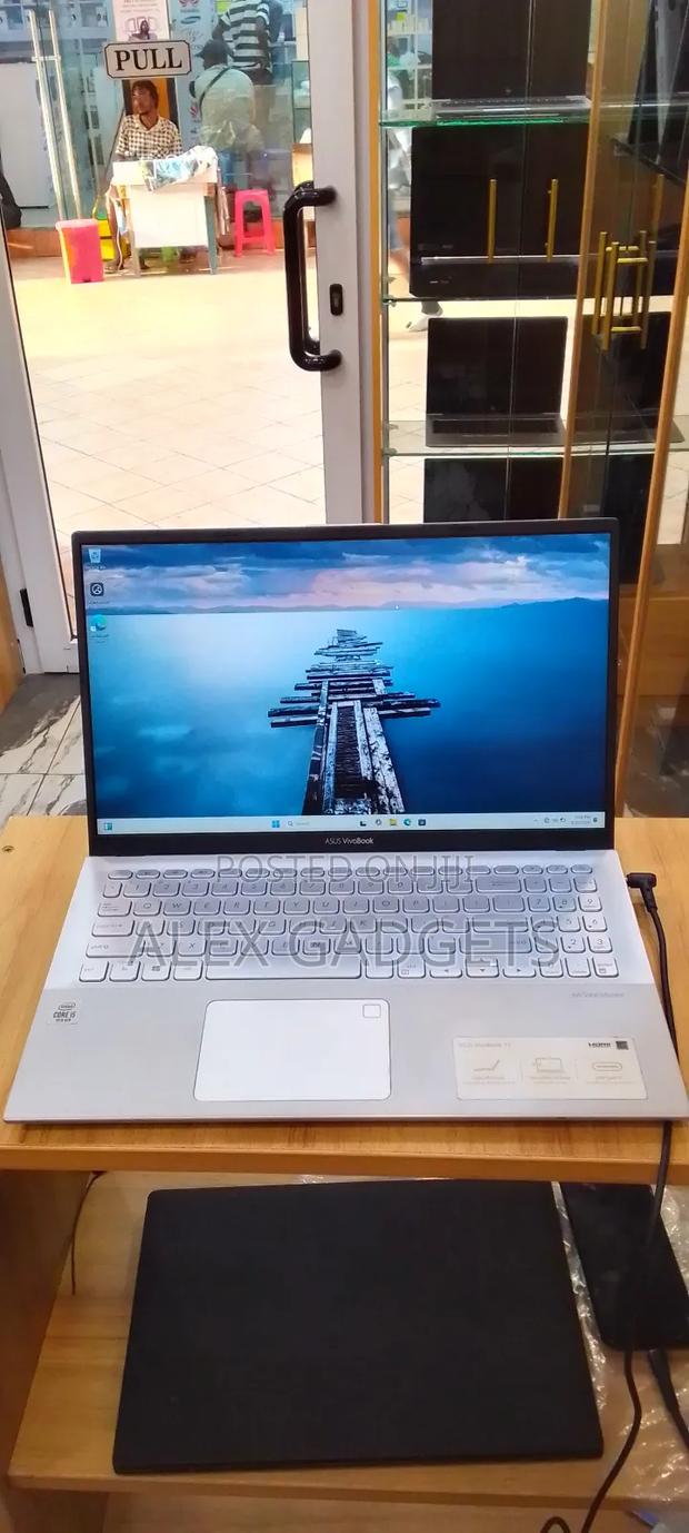 Laptop Asus VivoBook F512DA 12GB Intel Core I5 SSD 256GB