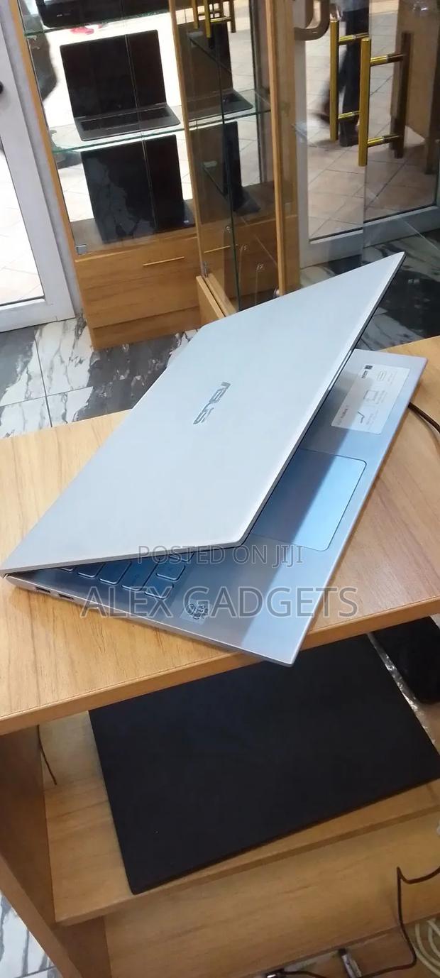 Laptop Asus VivoBook F512DA 12GB Intel Core I5 SSD 256GB · Photo 3
