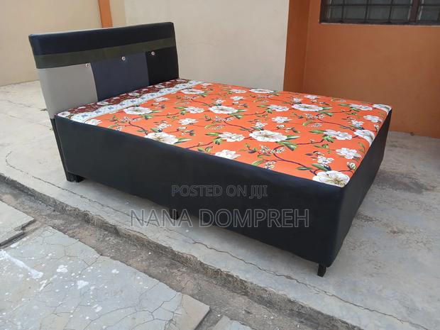 Quality Inbuilt Bed · Photo 3