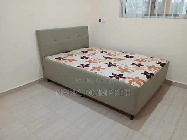 Cream and Ash Inbuilt Bed · Photo 2