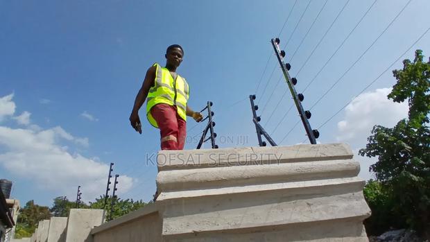 Electric Fence Installation · Photo 4