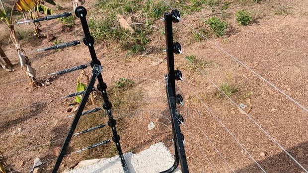 Electric Fence Installation · Photo 3